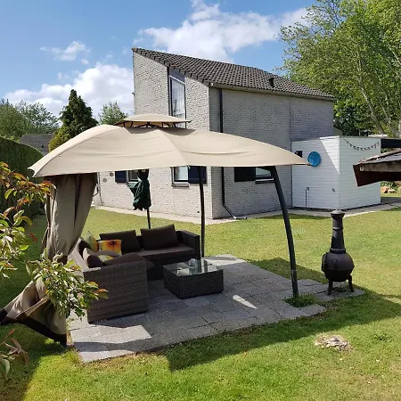 Veermansplaat 20 - Noordzepark Ouddorp, Big Garden And Multiple Terraces Near The - Not For Companies Holiday home *