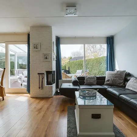 Veermansplaat 20 - Noordzepark Ouddorp, Big Garden And Multiple Terraces Near The - Not For Companies Holiday home