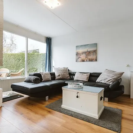 Veermansplaat 20 - Noordzepark Ouddorp, Big Garden And Multiple Terraces Near The - Not For Companies Holiday home